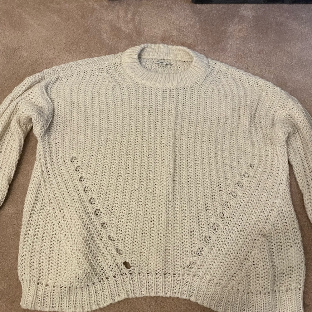 American Eagle Sweater